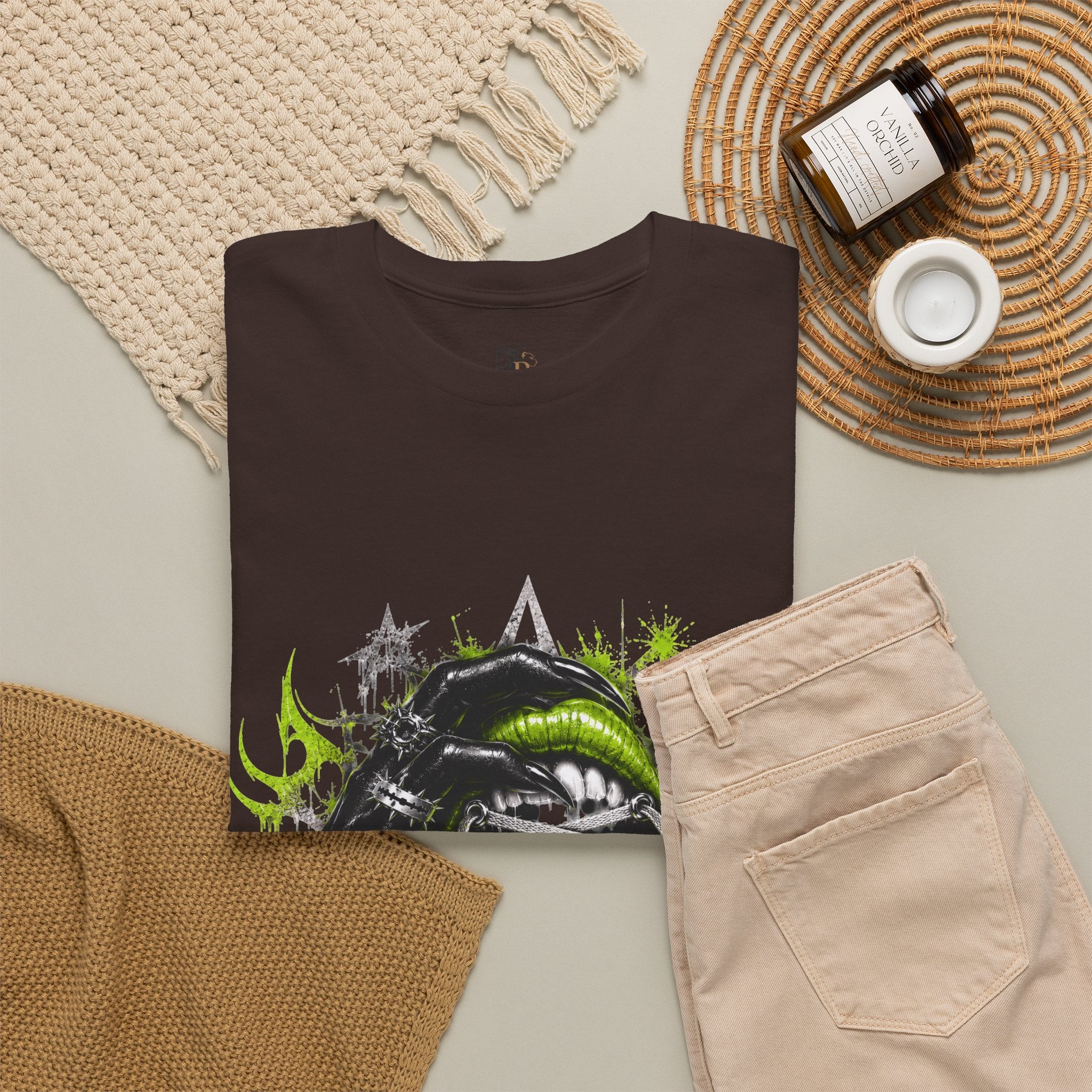 Juicy Graffiti Tee — Neon Green Street Art Graphic T-Shirt
