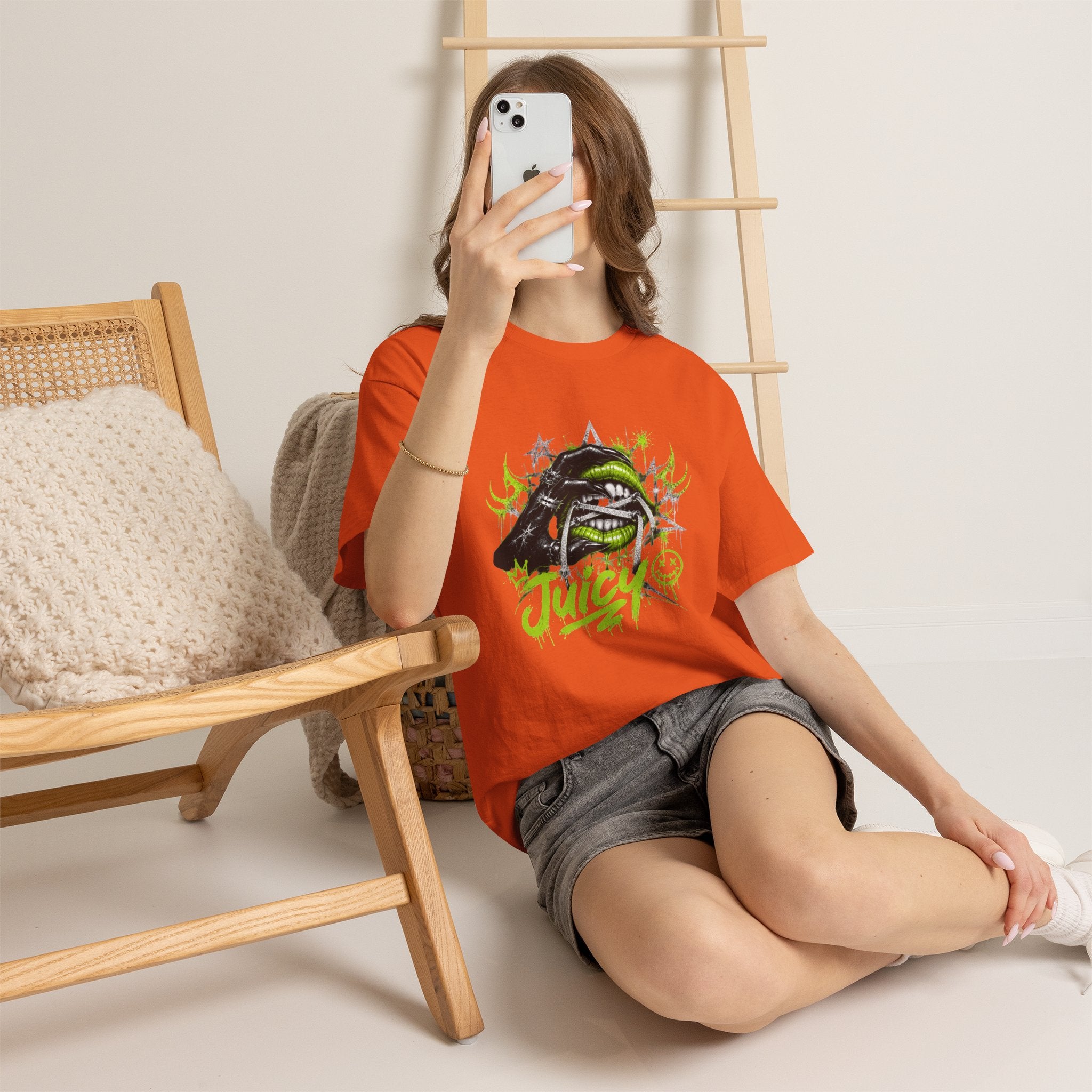 Juicy Graffiti Tee — Neon Green Street Art Graphic T-Shirt