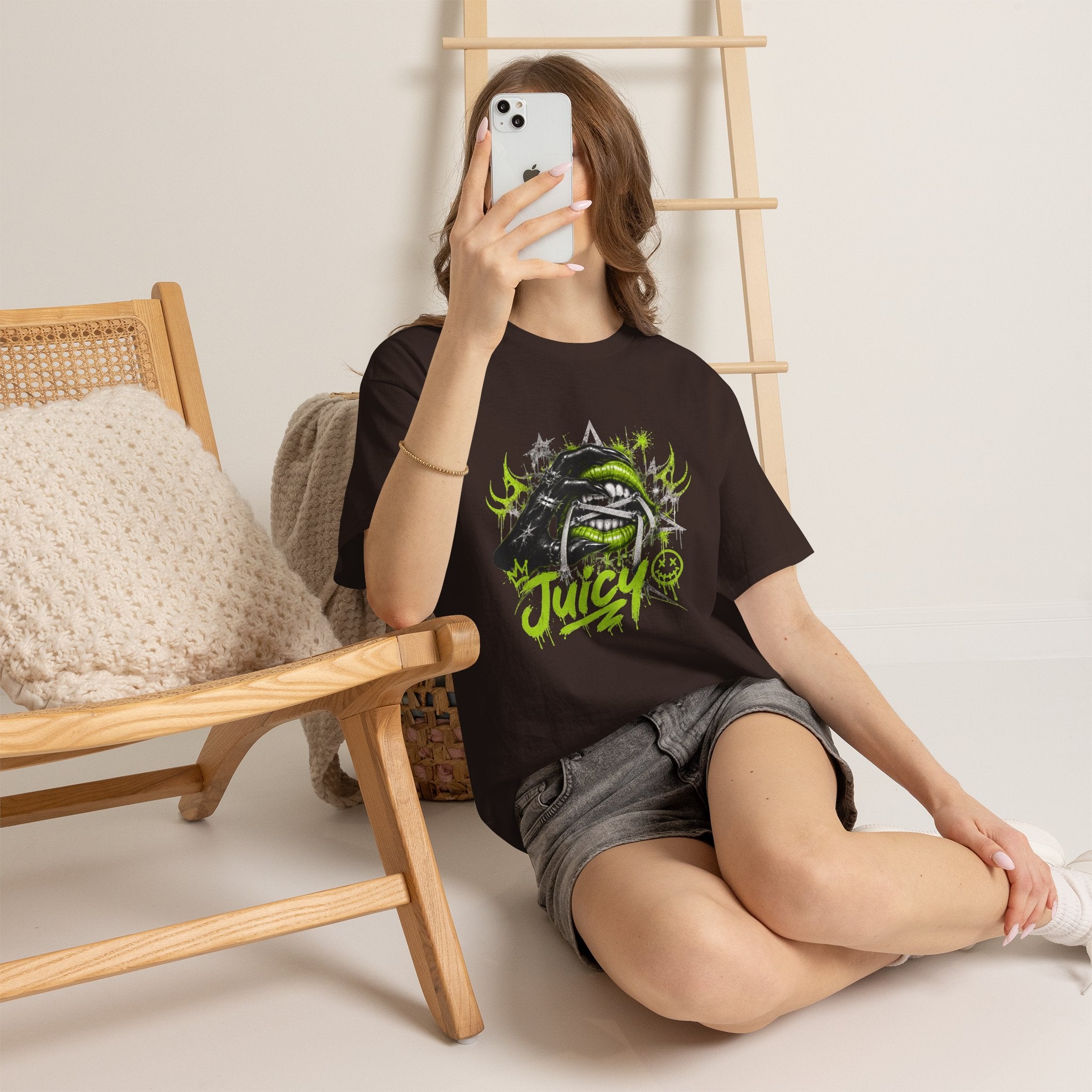 Juicy Graffiti Tee — Neon Green Street Art Graphic T-Shirt