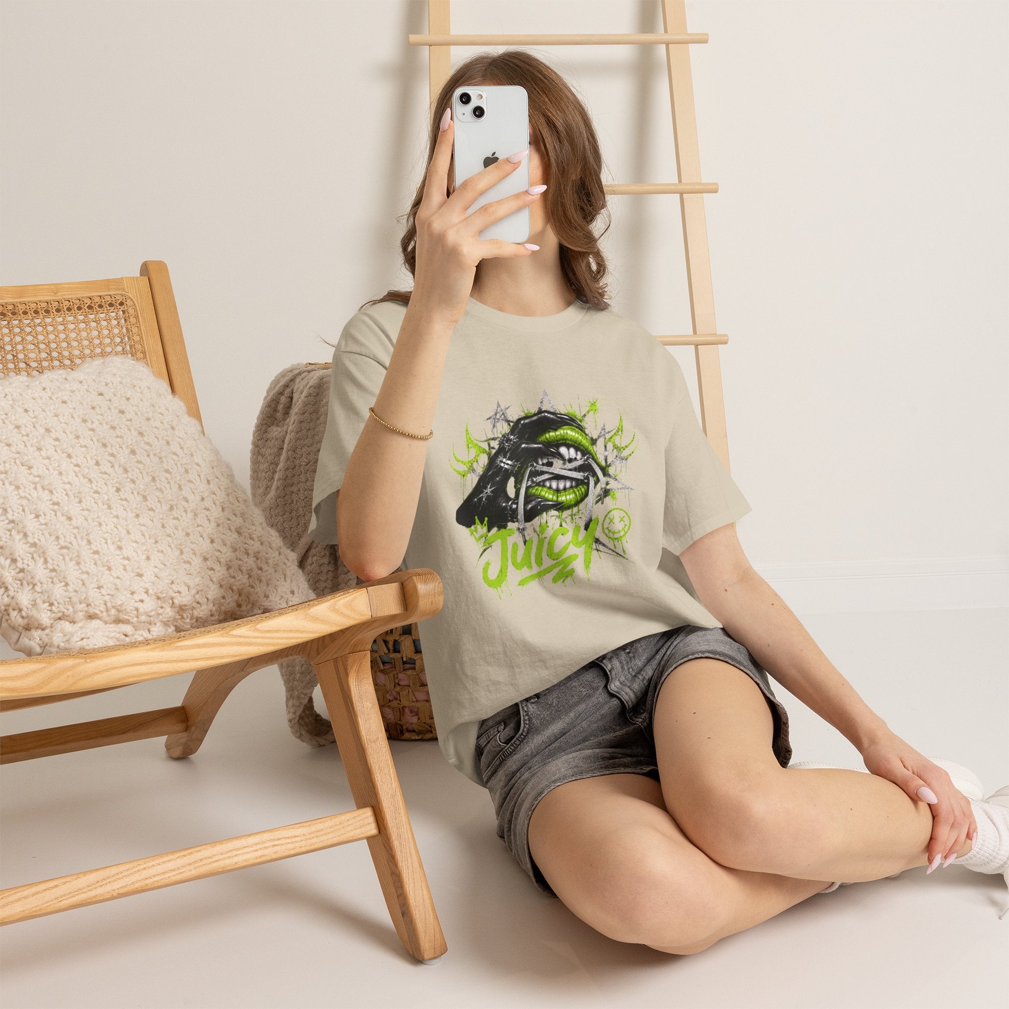 Juicy Graffiti Tee — Neon Green Street Art Graphic T-Shirt